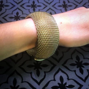 Good Tone Mesh Metal Cuff Bracelet with Magnetic Clasp - Picture 1 of 4