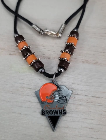Siskiyou Sports Cleveland Browns Football Neckkace SFE025R Cover