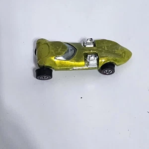 Hot Wheels Redline 1968 Twin Mill US Lime(missing 1 Wheel) - Picture 1 of 10