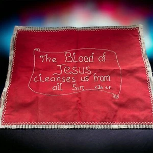 Vintage Hand Stitched Wall Hanging Blood of Jesus Cleanses Sin 1 Jn 1:7 Lace - Picture 1 of 5