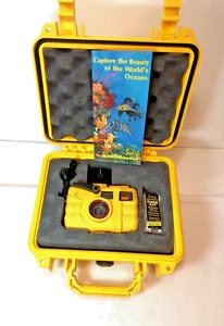 Sealife ReefMaster 35mm SL201 Underwater Camera with Flash, Case Accessories - Picture 1 of 5