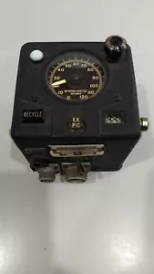 INTERVALÓMETRO DE CÁMARA DE AVIÓN DEL EJÉRCITO DE ESTADOS UNIDOS - Imagen 1 de 7