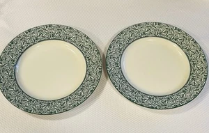 Lot Of 2 Spode Holly Tree Dinner Plates, 10 3/4" Made In England Christmas Plate - Picture 1 of 4