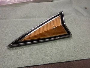 NOS Trans Am Gold Front Nose Bumper Cover Emblem #499724 77 78 79 80 81 - Bild 1 von 7