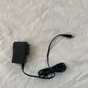 Plantronics Micro USB AC Adapter Power Supply Home Wall Travel Charger (IL/82... - Picture 1 of 3