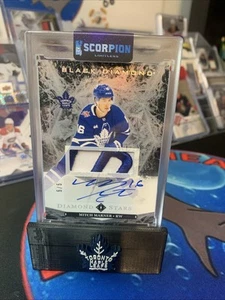 2024-25 Upper Deck Black Diamond Diamond Stars Mitch Marner Patch Auto 5/5 - Picture 1 of 3