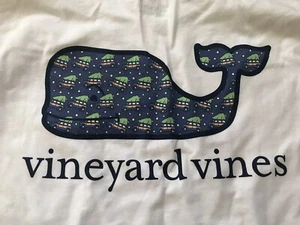 VINEYARD VINES HOLIDAY Long Sleeve T-Shirt Trucks 'n Trees YOUTH XL(18) GUC - Picture 1 of 6