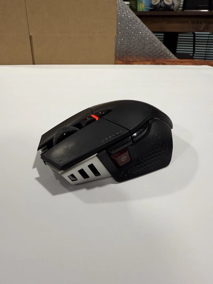 Corsair M65 RGB Ultra Inalámbrico, Sintonizable FPS Inalámbrico Ratón para Juegos Negro Foto 1 de 4