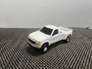 ERTL White Ford F-350 Super Duty Dually Truck 1/64 Scale with 5th Wheel Trailer - Picture 1 of 5