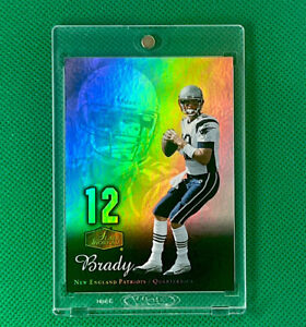 TOM BRADY 2006 FLAIR SHOWCASE HOLO REFRACTOR EARLY YEAR PATRIOTS JERSEY #12 MINT
