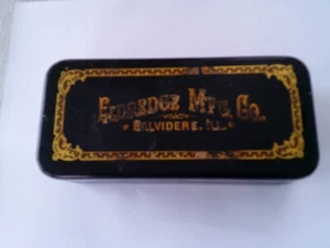 Eldredge Nähmaschinen-Zubehör in Schatulle (alt) -- Eldredge Mrg.Co - Bild 1 von 4