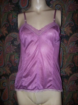 Lencería Camisola Princesa Tricot Nailon Púrpura De Colección EE. UU. 34 Foto 1 de 3