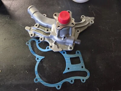 Ford Ranger Bronco II 1986-1992 como nuevo 6 cilindros 2,9 litros V6 bomba de agua Foto 1 de 3