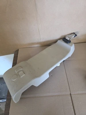 Ford F250 F350 F450 2008-2016 cinturón de seguridad trasero central con cubierta bronceado Foto 1 de 2