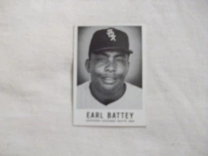 Tarjeta de béisbol 1960 Leaf # 66 Earl Battey Chicago White Sox - Imagen 1 de 2