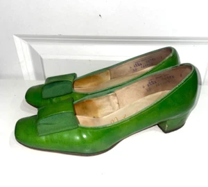Naturalizer Vintage Women’s Green Bow Pumps size 6AA with Box - Picture 1 of 11