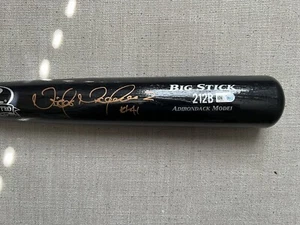 Detroit Tigers Victor Martinez Autographed Signed Bat MLB Authenticated - Picture 1 of 4