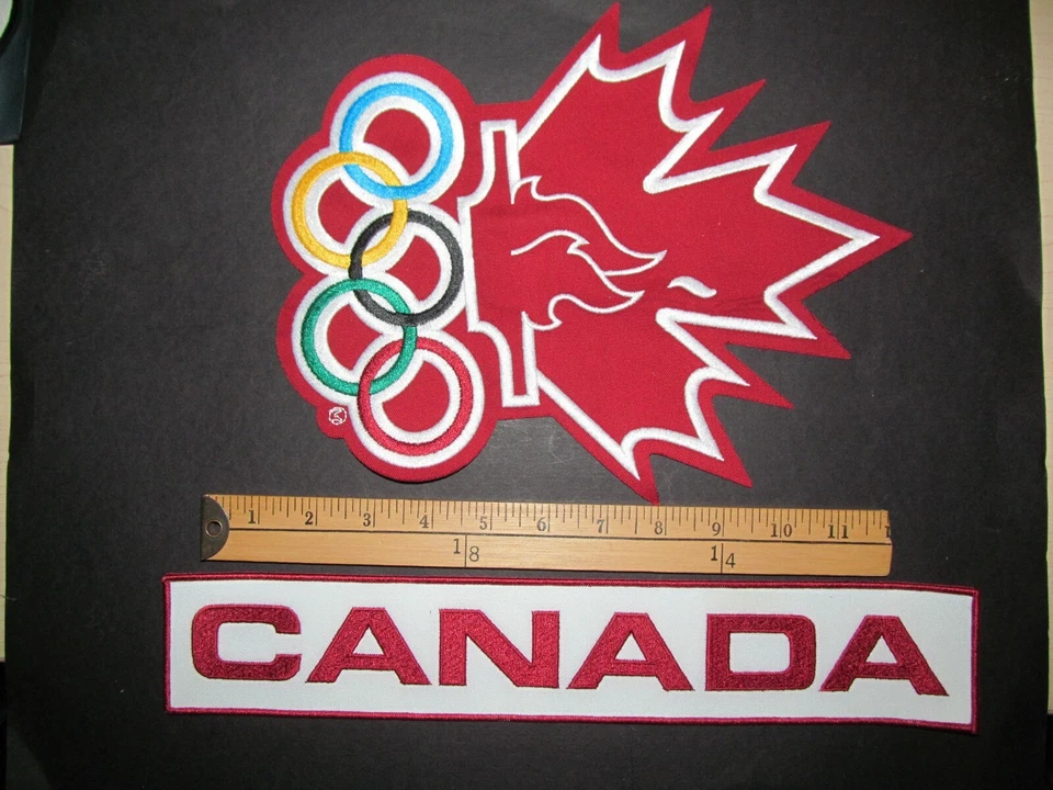 * LOTE DE 2 CHAQUETAS OLÍMPICAS RARAS DEL EQUIPO DE CANADÁ PARCHE DE ATLETA ESCUDO DE COLECCIÓN * Foto 1 de 1