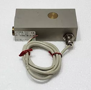 Gems Sensors 020-0217 Flow Switch 2.0-75 L/m, FS-10798E-M-P-W - Picture 1 of 6