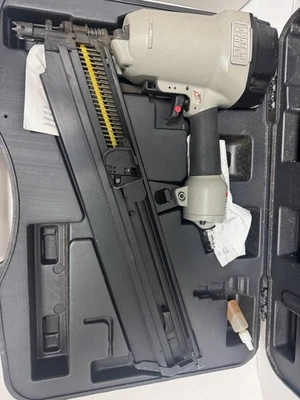 Clavadora neumática para marcos Porter Cable FR350A 120V Foto 1 de 4