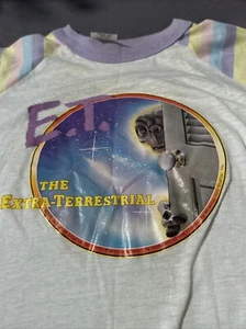 Vintage E.T. Extra Terrestrial T-Shirt Youth Size L 3/4 Pastel Sleeves 1982 - Picture 1 of 5