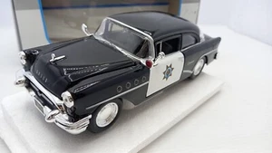 MAI31295 Maisto Buick Century 1955 1/26 - Foto 1 di 7