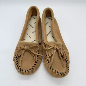 Mocasín clásico sin cordones Minnetonka para mujer piel de alce 107T - talla 8,5 - marrón - Imagen 1 de 10