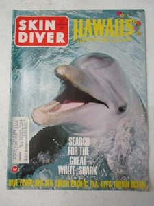 SKIN DIVER MAGAZINE OCTOBER 1969 RED SEA SOUTH PACIFIC GREAT WHITE SHARK SEARCH - Picture 1 of 2