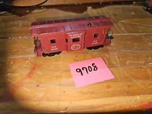 HO SCALE NYC BAY WINDOW RADIO DISPATCH CABOOSE, SEE PHOTOS, MISSING ONE COUPLER - Picture 1 of 6