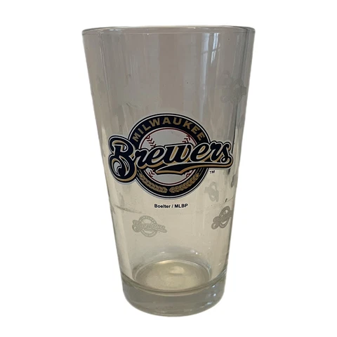 Milwaukee Brewers 16oz. Satin-Etched Logo Pint Glass Cover