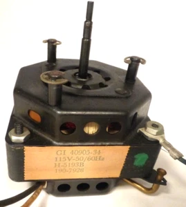 ROWE JUKEBOXES w/ 1200 MECHANISM:  Working TURNTABLE MOTOR  40905-34 - Picture 1 of 3