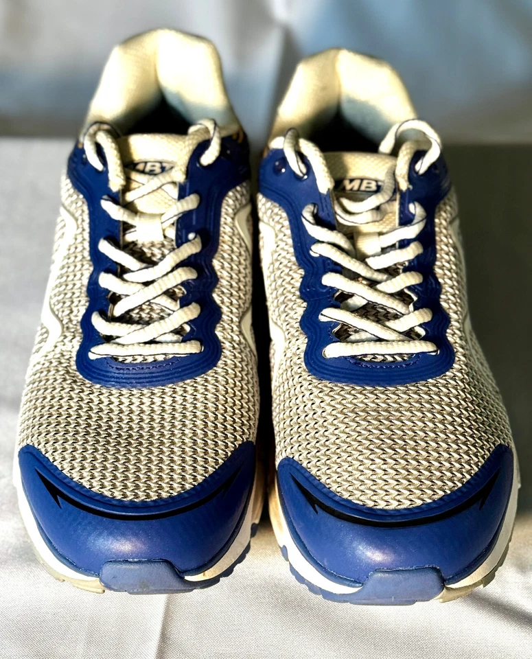 MBT W US9 Colorado X Ivory, Level 2 Rocker FunctionalTech, New! Store Display - Image 1 of 4