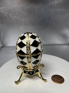 BLACK & WHITE EGG FABERGE TRINKET BOX BY KEREN KOPAL, AUSTRIAN CRYSTALS, CLASSY - Picture 1 of 10