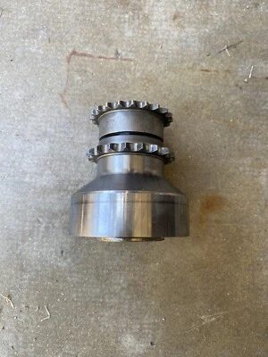 Kit de buje de manivela de pieza OEM para BMW M2C / M3 / M4 Foto 1 de 4