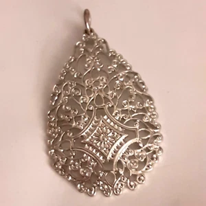 Boho Intrincado Colgante Lágrima Tono Plata 1.5" Ligero - Imagen 1 de 2