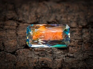 2.47 Carat Golden Rainbow Moonstone Gemstone Faceted 10x5x4 MM Radiant Shape - Picture 1 of 3