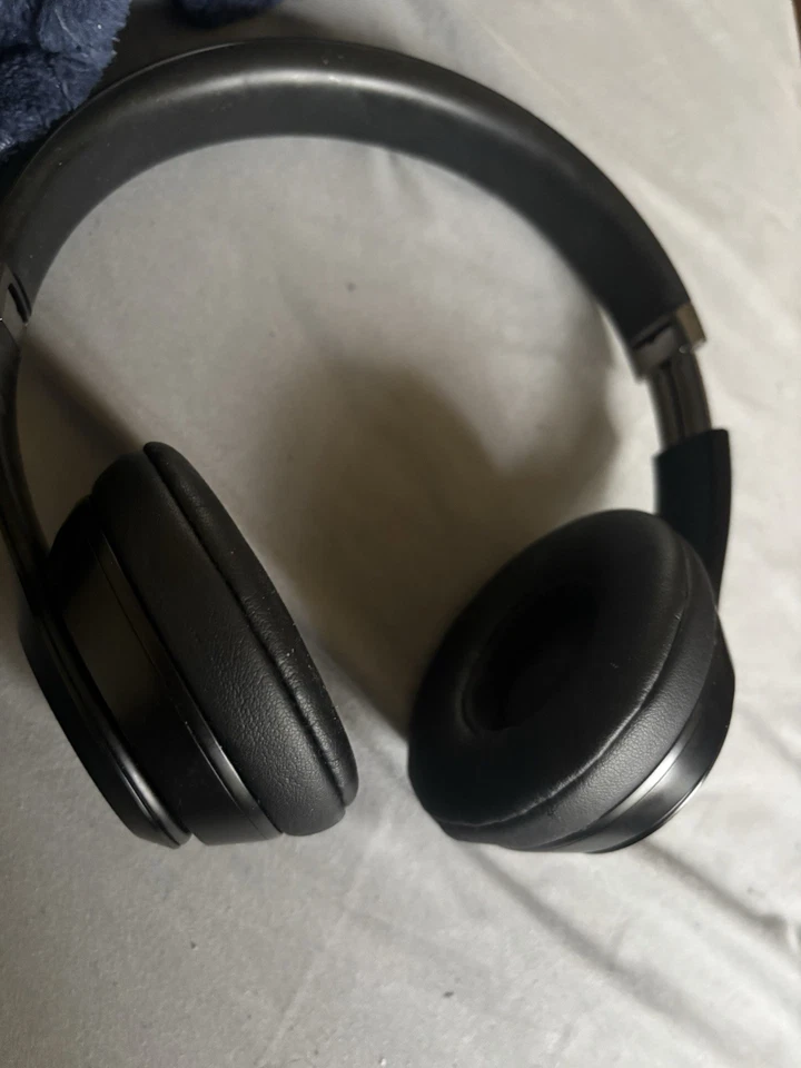 Beats Solo 4 Headphones With Charging Cord - Image 1 of 1