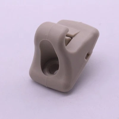 Beige Sunvisor Retainer Clip For Hyundai Elantra 2011–2015 Elantra GT 2013–2017 - Imagem 1 de 4