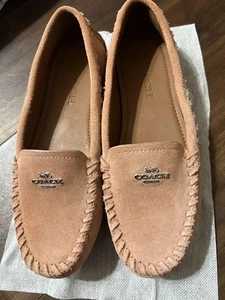 Coach Moccasin - Picture 1 of 7