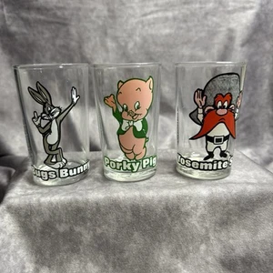 Vintage Rare Set 3 1976 Looney Toons 8oz Juice Glasses Warner Bros - Picture 1 of 10