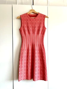 ALAÏA Gaia Bodycon Coral Dress in Size UK8 / US4 / FR36 / IT40 - RRP £2,130 - Picture 1 of 10