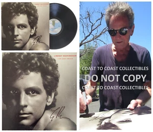 Álbum de vinilo autografiado a prueba de certificado de autenticidad firmado por Lindsey Buckingham Law and Order - Imagen 1 de 5