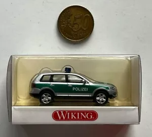 B618 WIKING 1:87 PKW VW Touareg POLIZEI OvP silber/grün 104 25 32 H0 Volkswagen - Bild 1 von 9