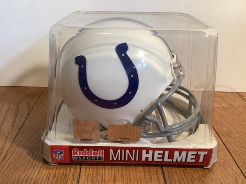 Riddell Indianapolis Colts Superbowl 41  Champions Mini Helmet Cover