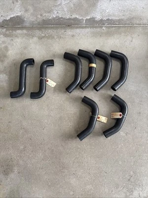 Mangueras de radiador Fiat 124 cupé y araña.  AK-2943A y AK-2944A. Parte superior e inferior Foto 1 de 4