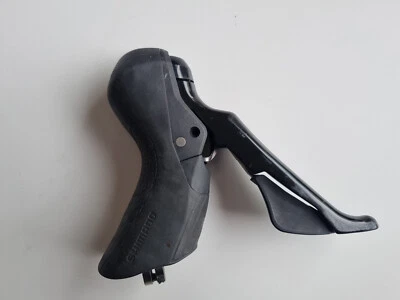 Shimano 105 R7020 Right Hand Hydraulic Shifter, Broken - Image 1 of 4