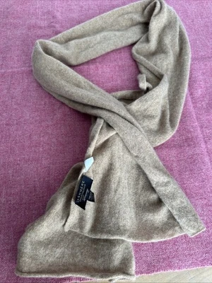 Bufanda de cachemir Charter Club borde enrollado caqui tostado camel suave 63”x12” ligera Foto 1 de 4