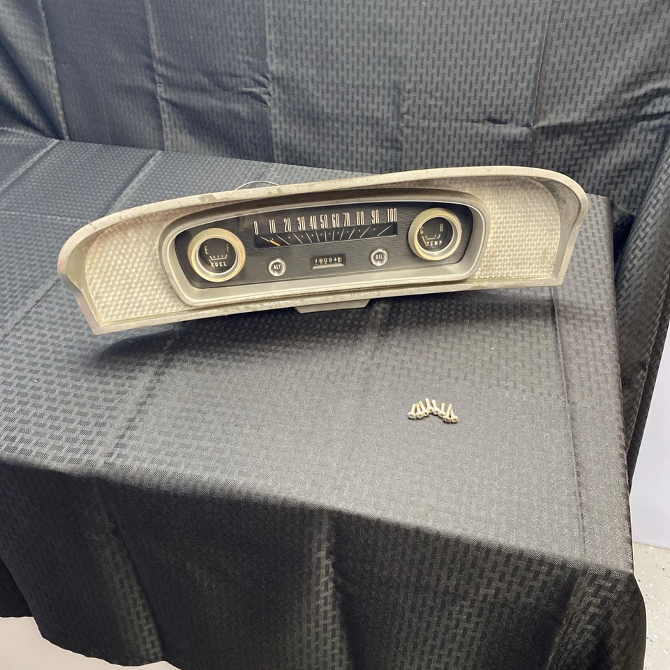 Cuadro de instrumentos velocímetro cabina personalizada Ford F100 F250 1965-66 Foto 1 de 4