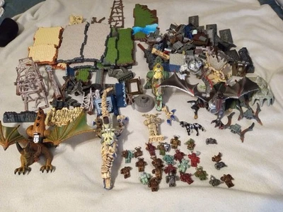 Mega Bloks Fire and Ice Dragons Lot OF LANDSCAPE PARTS, BLOCKS, FIGURES - Image 1 of 4