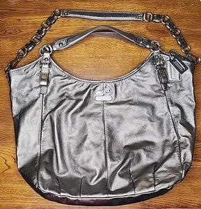 Authentic Coach 15958 Madison Gunmetal Leather Large Convertible Shoulder Bag - Picture 1 of 16
